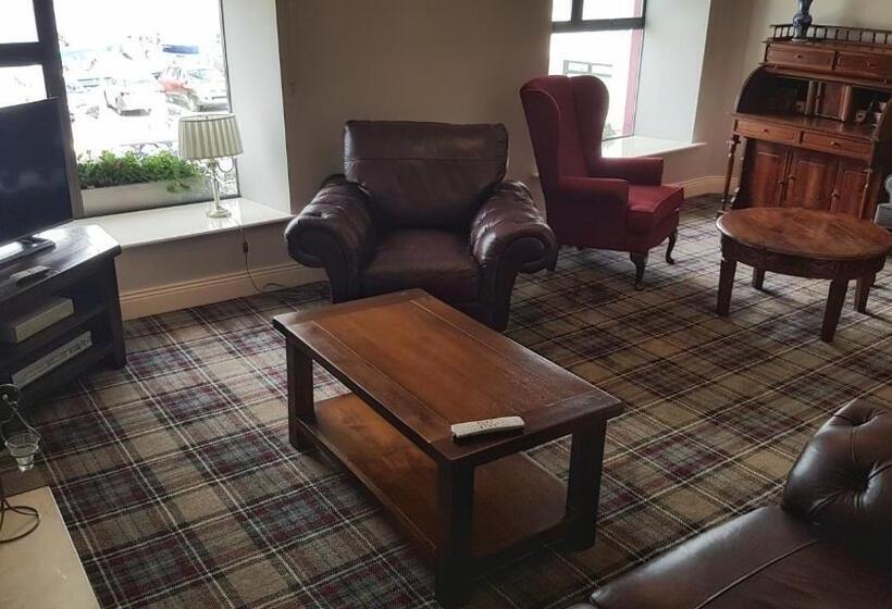 The Moorings Hotel & Seafood Restaurant