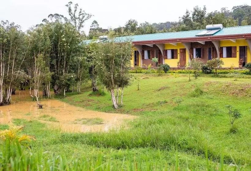 هتل Andasibe Lemurs Lodge