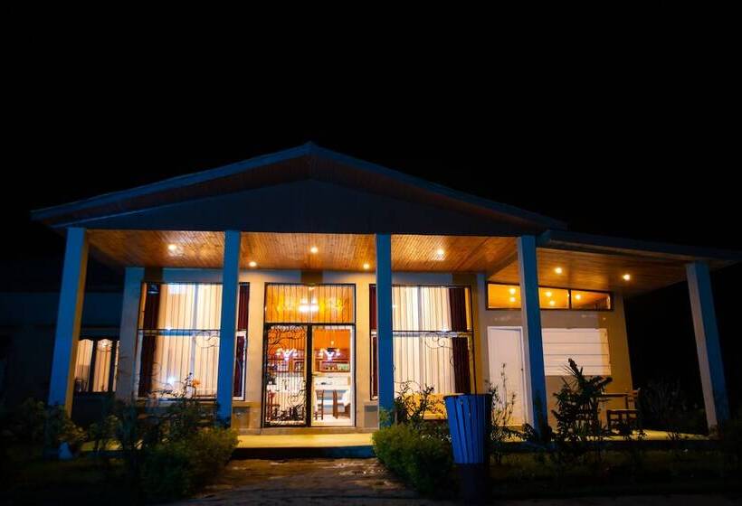 Hotel Andasibe Lemurs Lodge