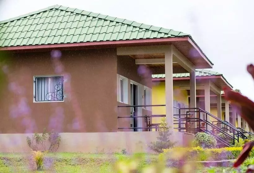 هتل Andasibe Lemurs Lodge