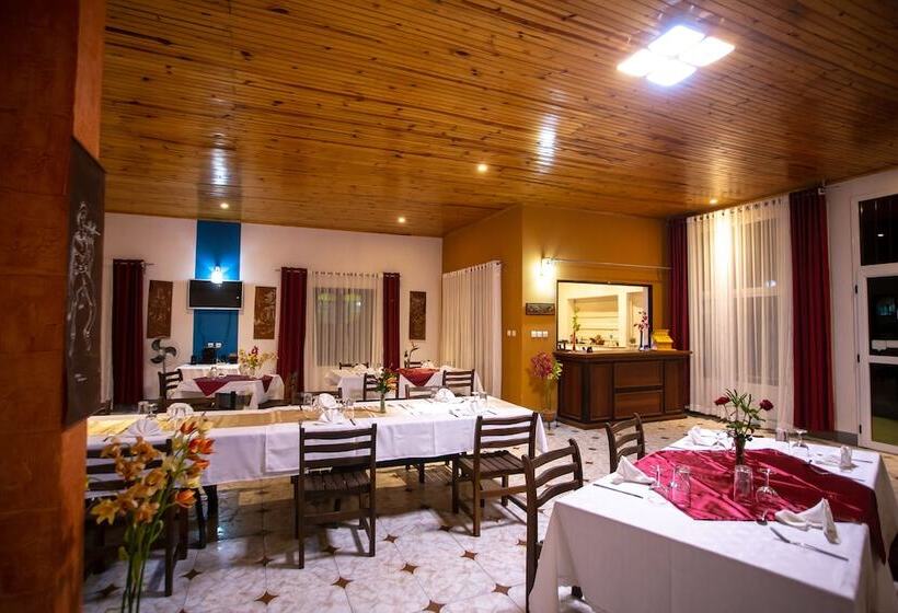 Hotel Andasibe Lemurs Lodge