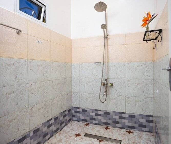 Hotel Andasibe Lemurs Lodge