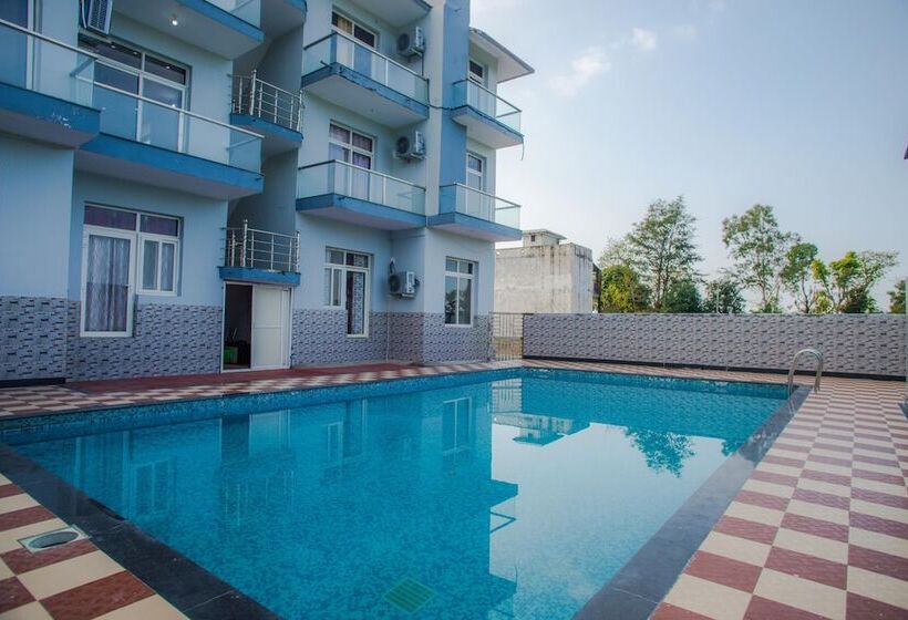 בית מלון כפרי Corbett Castle