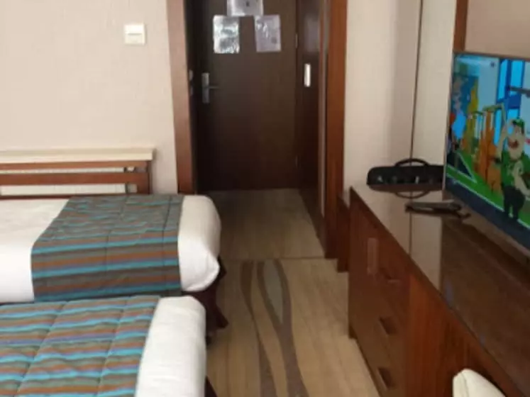 هتل Dar El Aaz Jijel