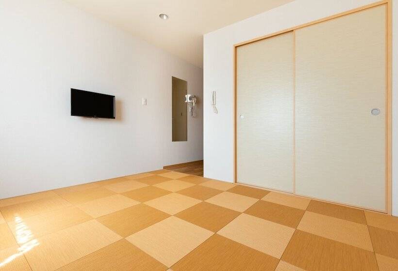 فندق Kansai Seaside