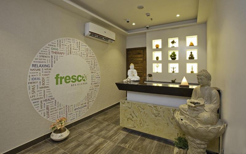 هتل Golden Premier Amritsar