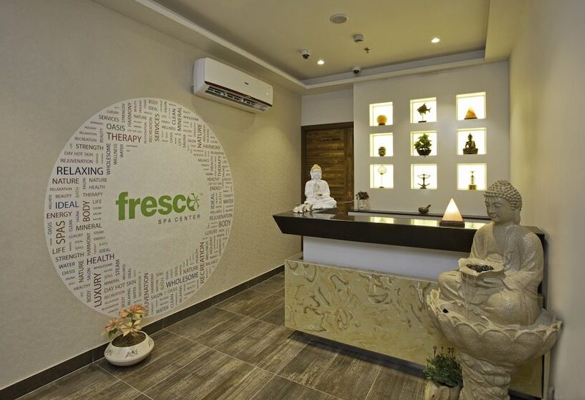 هتل Golden Premier Amritsar