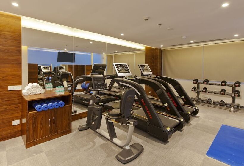 هتل Golden Premier Amritsar