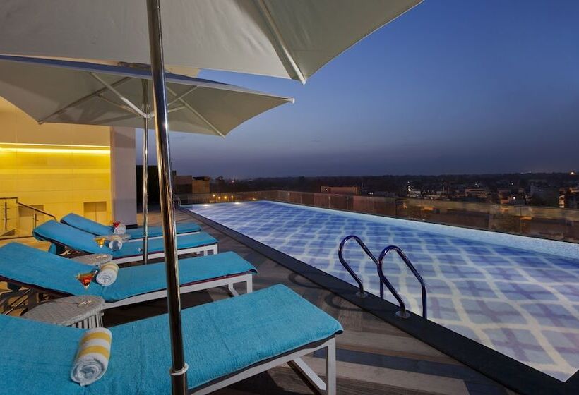 هتل Golden Premier Amritsar