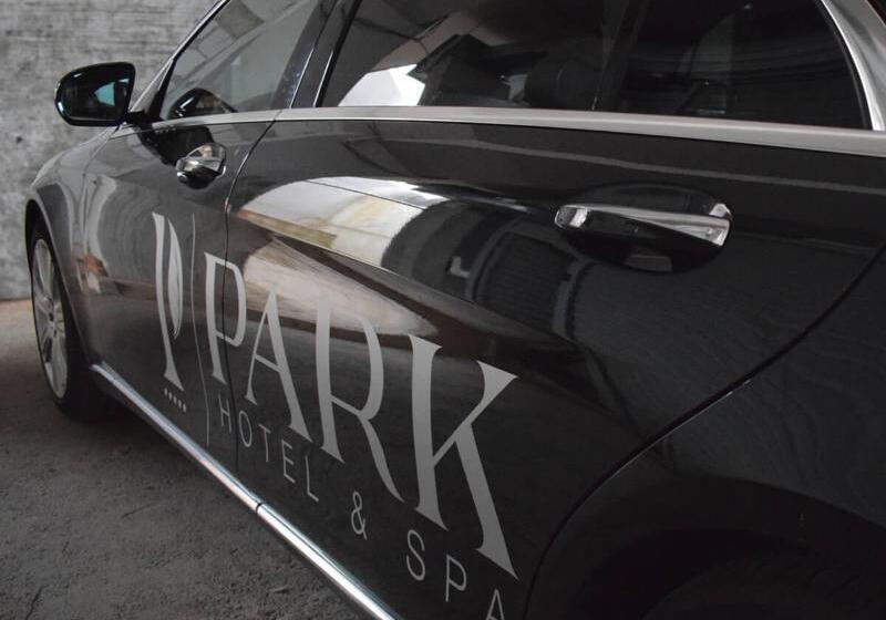 هتل Next Door Park