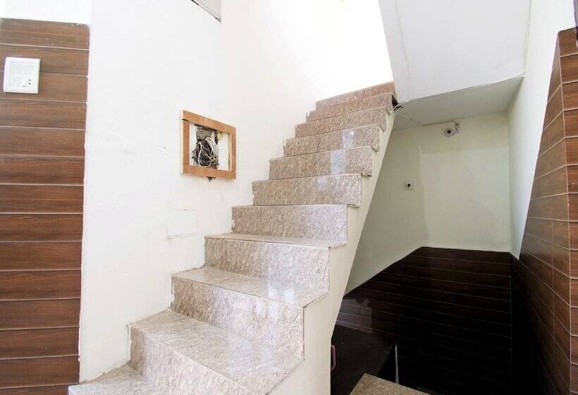 酒店 Shiv Shanker By Oyo