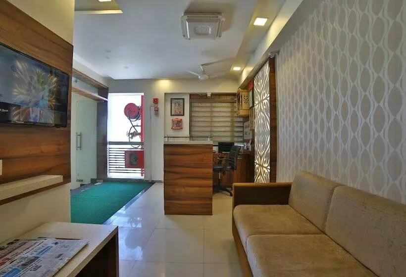 هتل Sunstar Inn
