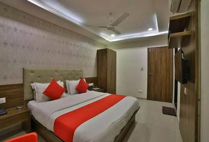 هتل Sunstar Inn