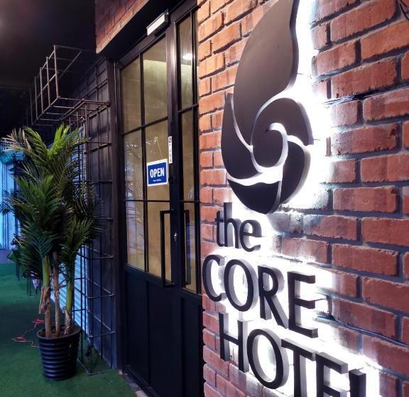 Hotel The Core