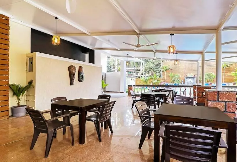 ホテル Treebo Premium Dona Eliza, 700 Metres From Calangute Beach