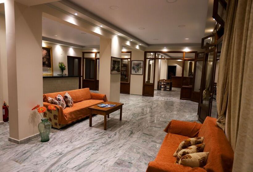 Bastas Hotel & Studios