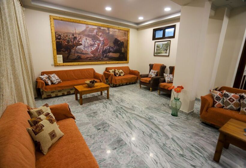 Bastas Hotel & Studios