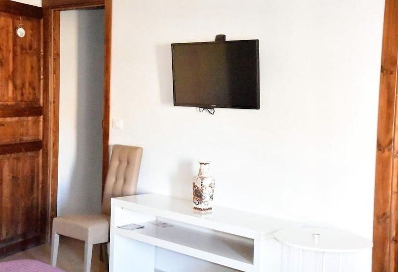 مبيت وإفطار Simonetta's Rooms