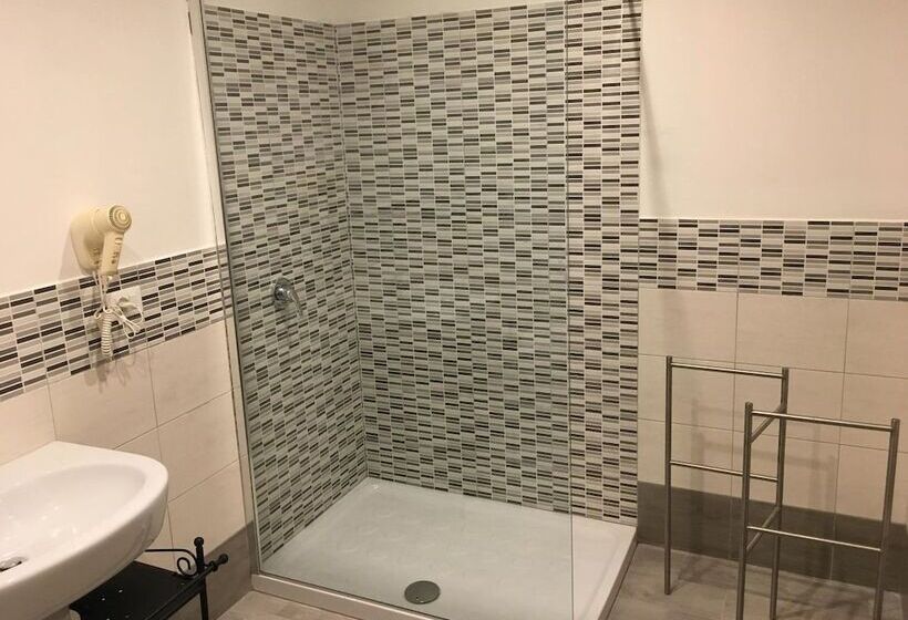 مبيت وإفطار Simonetta's Rooms