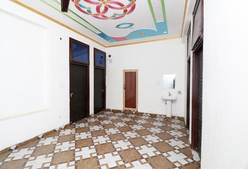 酒店 4 U By Oyo Rooms