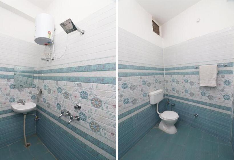 酒店 4 U By Oyo Rooms