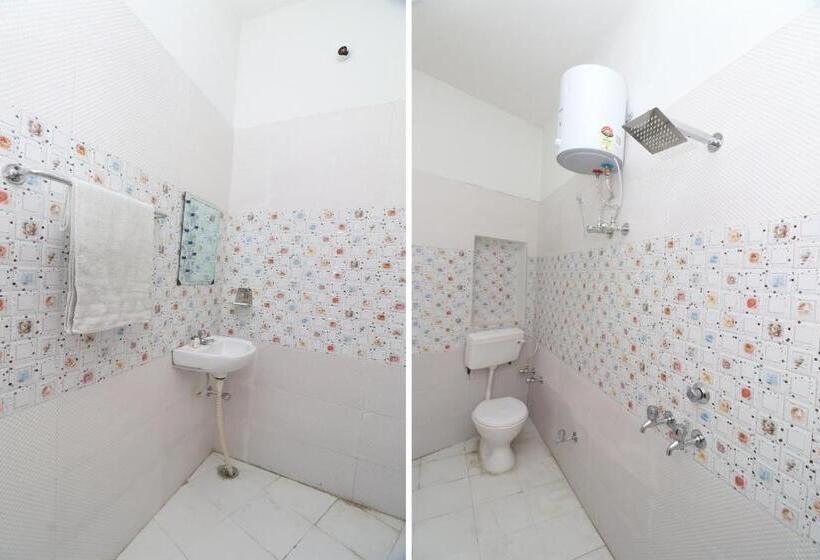 酒店 4 U By Oyo Rooms