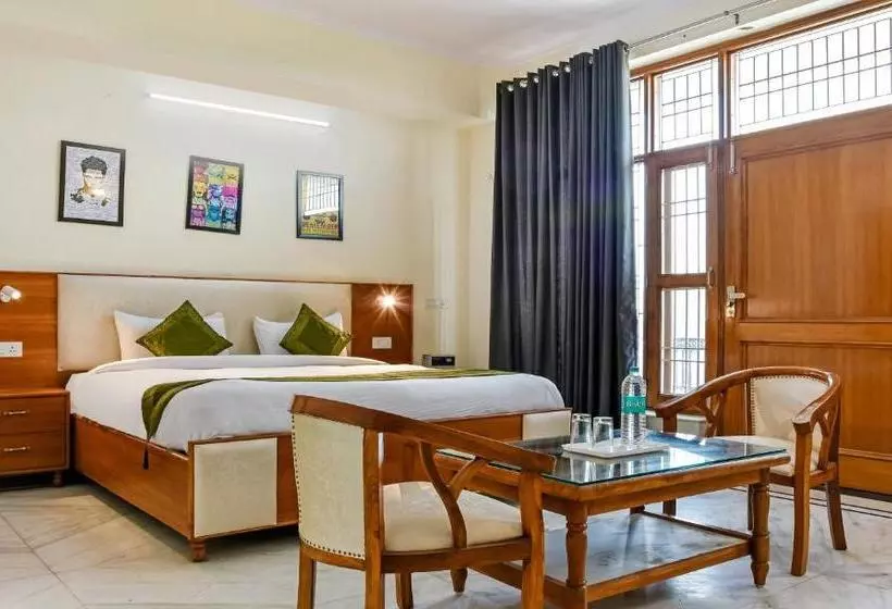 ホテル Treebo Trip Cosmo Botanical Garden