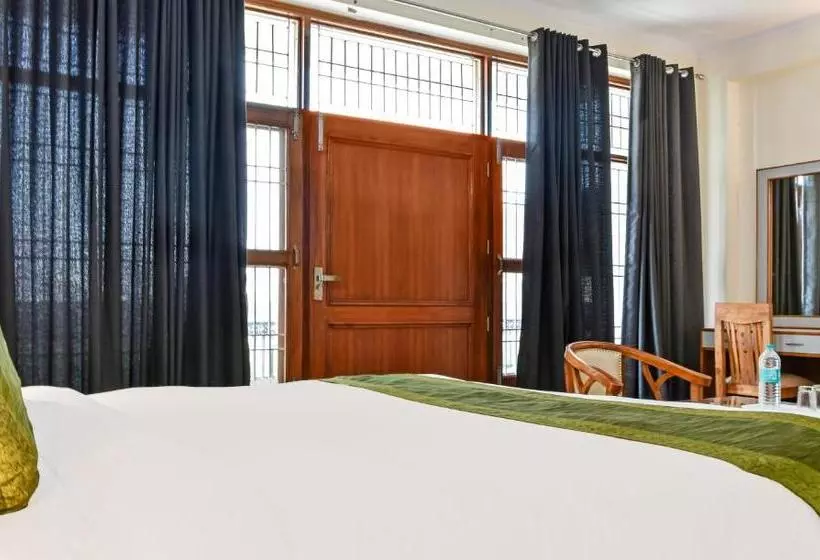 ホテル Treebo Trip Cosmo Botanical Garden