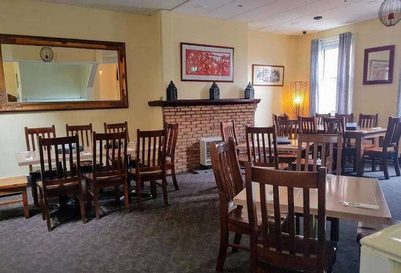 בית מלון כפרי Courthouse