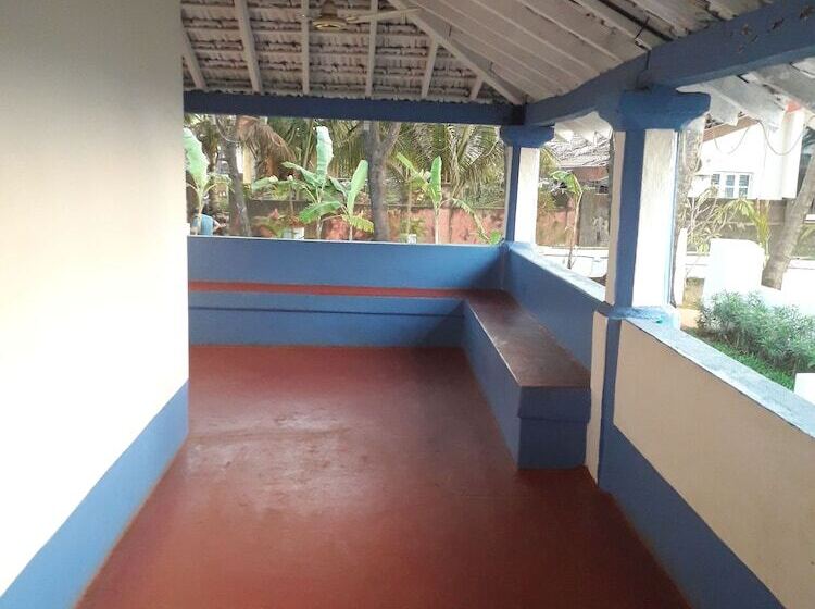 בית מלון כפרי Dhuni Resorts Goa