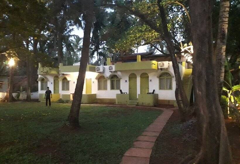 בית מלון כפרי Dhuni Resorts Goa