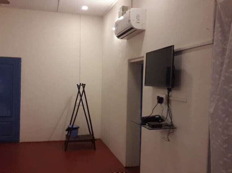 בית מלון כפרי Dhuni Resorts Goa