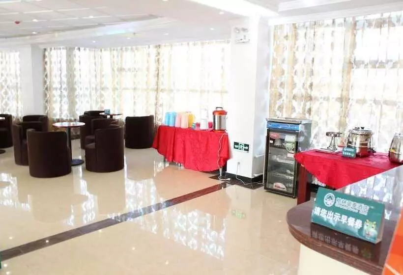 هتل Greentree Inn Jinan Yaoqiang Airport Airport Road Business
