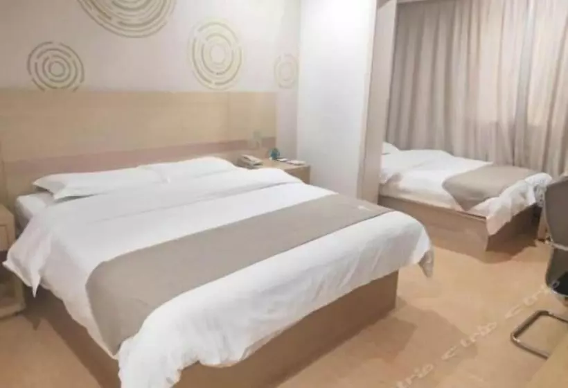 هتل Greentree Inn Jinan Yaoqiang Airport Airport Road Business