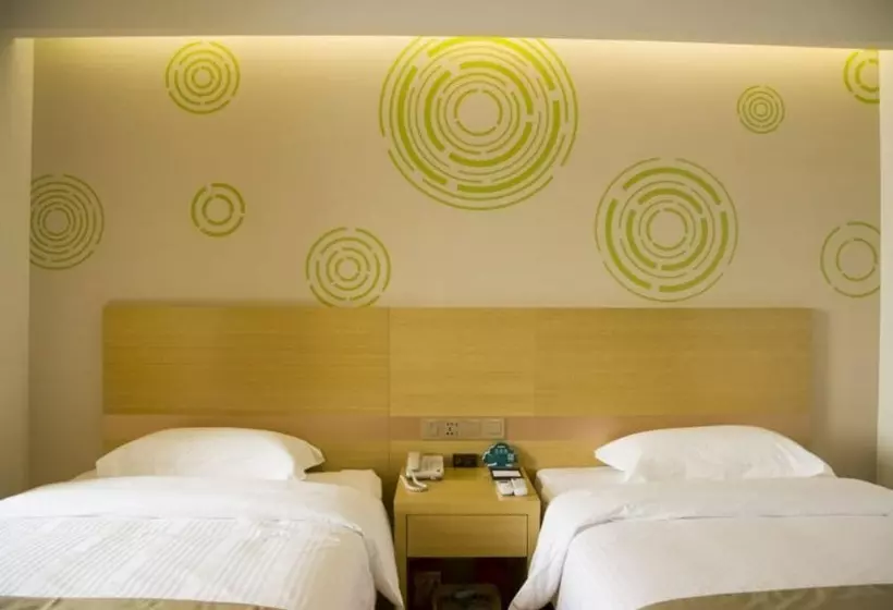 هتل Greentree Inn Jinan Yaoqiang Airport Airport Road Business