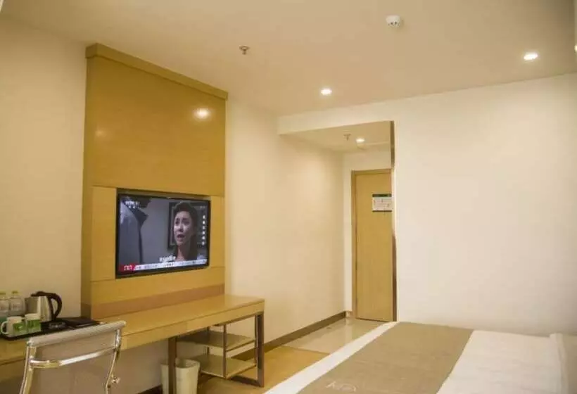 هتل Greentree Inn Jinan Yaoqiang Airport Airport Road Business