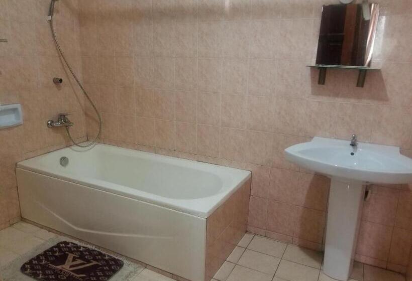 בית מלון כפרי Neradom