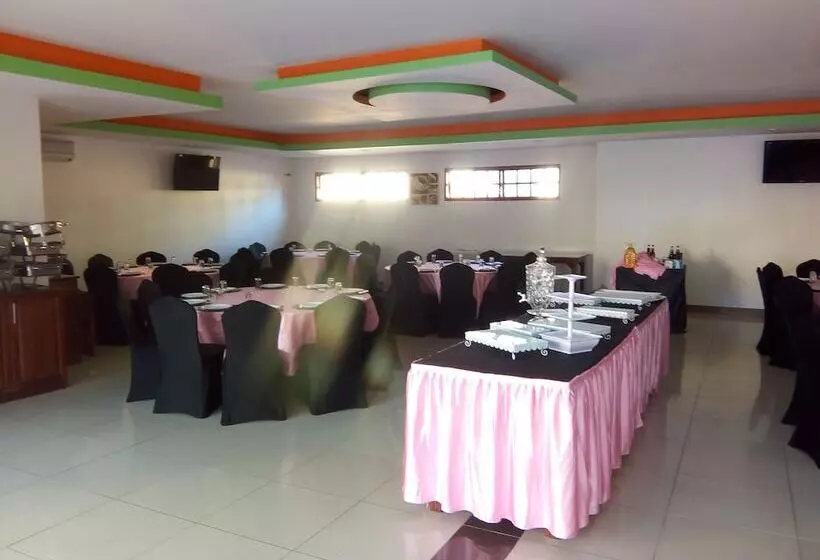 هتل Pensao Martins