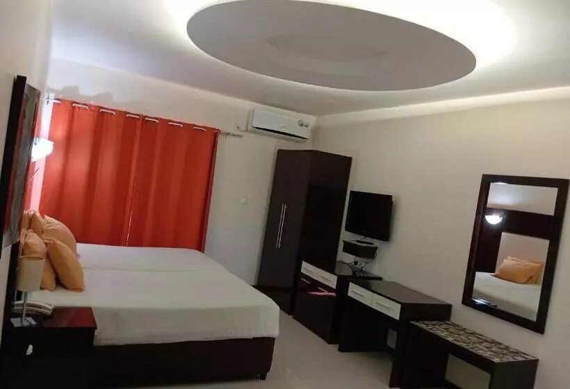 هتل Pensao Martins