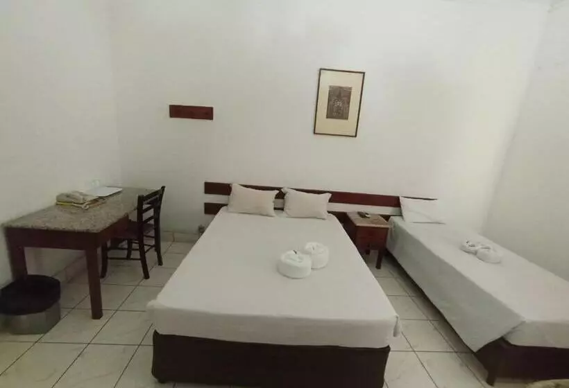 هتل Pensao Martins