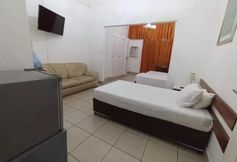 هتل Pensao Martins