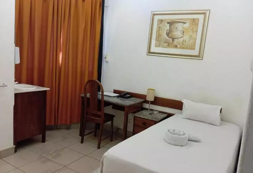 هتل Pensao Martins