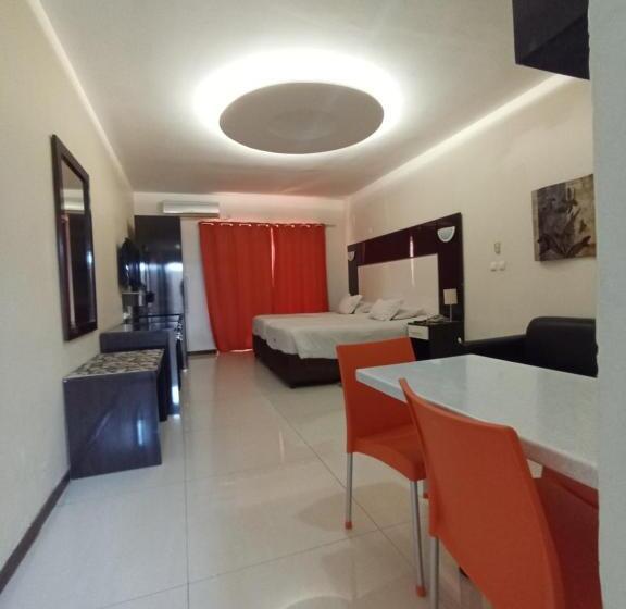 ホテル Pensao Martins