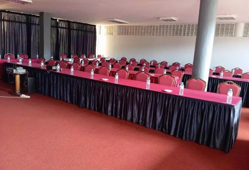 هتل Pensao Martins