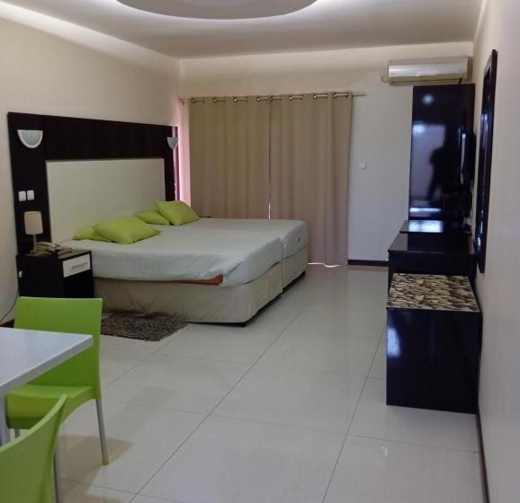 ホテル Pensao Martins