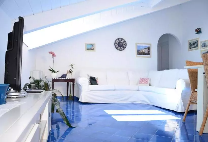 Aamiaismajoitus (B&B) La Soffitta Sul Mare