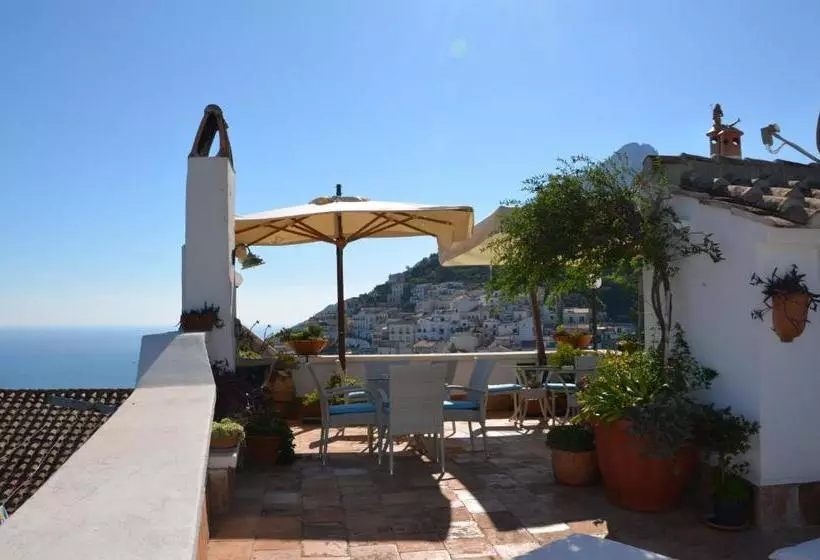 Aamiaismajoitus (B&B) La Soffitta Sul Mare