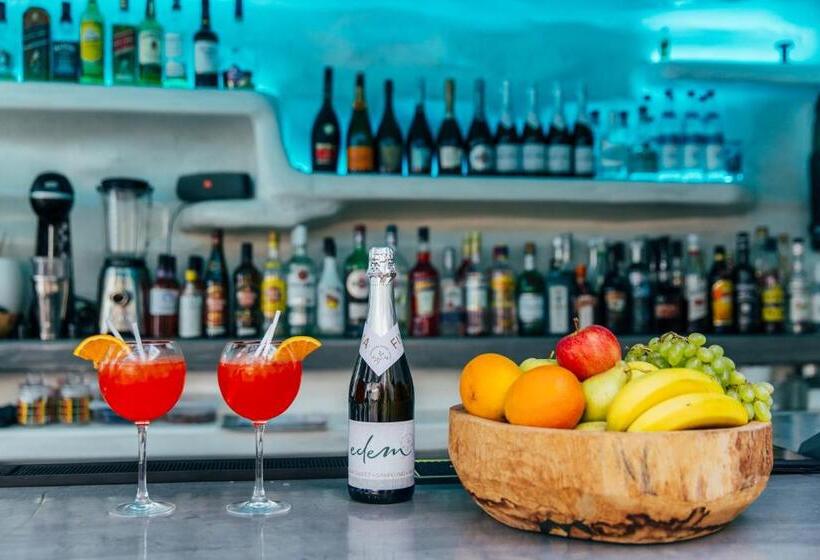 ペンション Edem Boutique