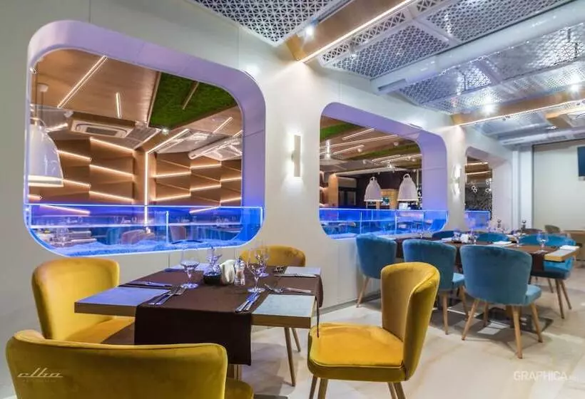 103 Degrees Hotel & Spa