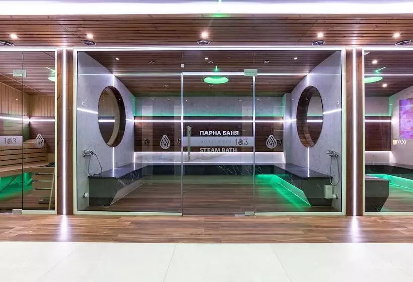 103 Degrees Hotel & Spa